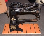 	 SINGER 29K, BOOT PATCHER, LEATHER/CANVAS SEWING MACHINE.